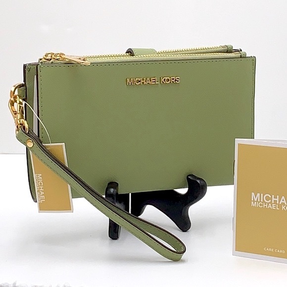 MICHAEL KORS LARGE DOUBLE ZIP WRISTLET WALLET LIGHT SAGE COLOR - Picture 1 of 13